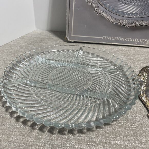 Centurion Collection Silver plated Relish With Four Part Glass Liner Vintage - Picture 6 of 9